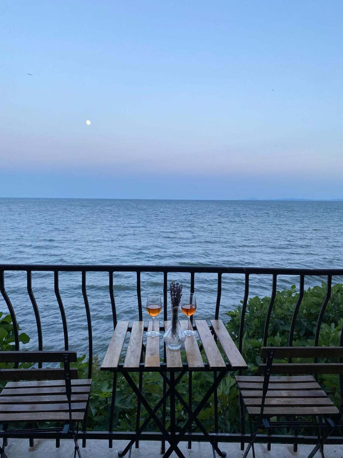 Apartment In A Beach House Old Town Nessebar Exteriör bild